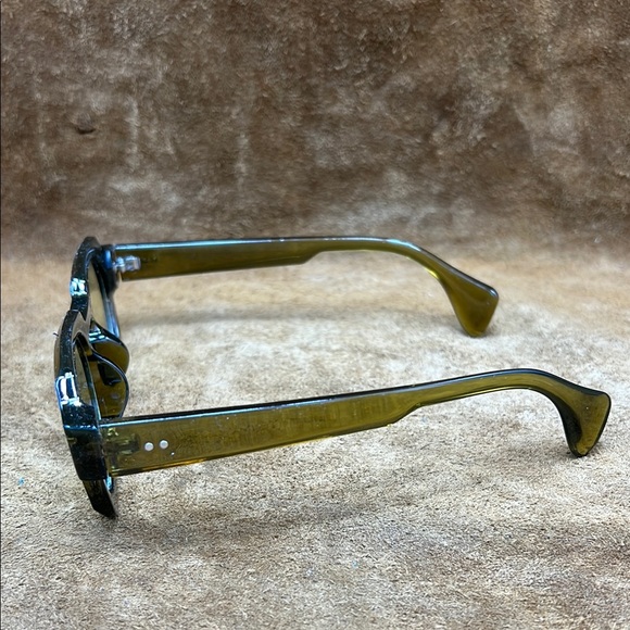 City Girl Vintage Style Green Transparent Frame Sunglasses - Picture 4 of 9
